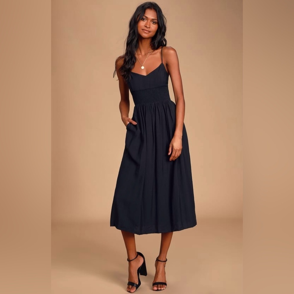 Elegant Black Midi Dress